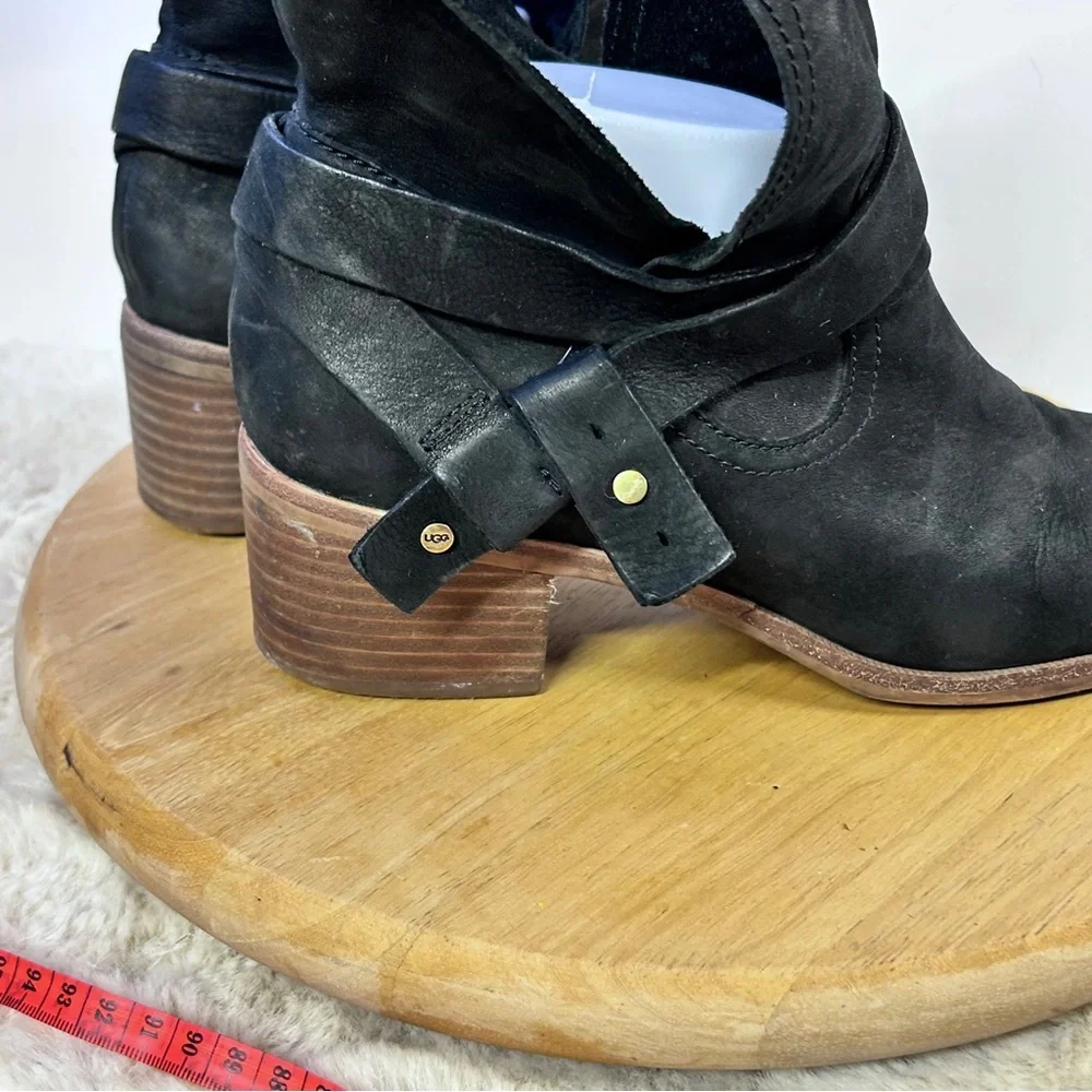 UGG‎ Black Ankle Boots with Modern Western Charm